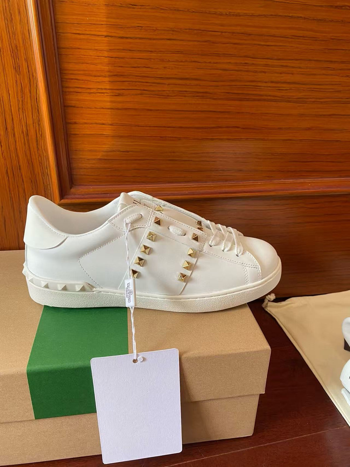 Valen Garavani Rockstud Untitled Flap Sneaker White Calfskin