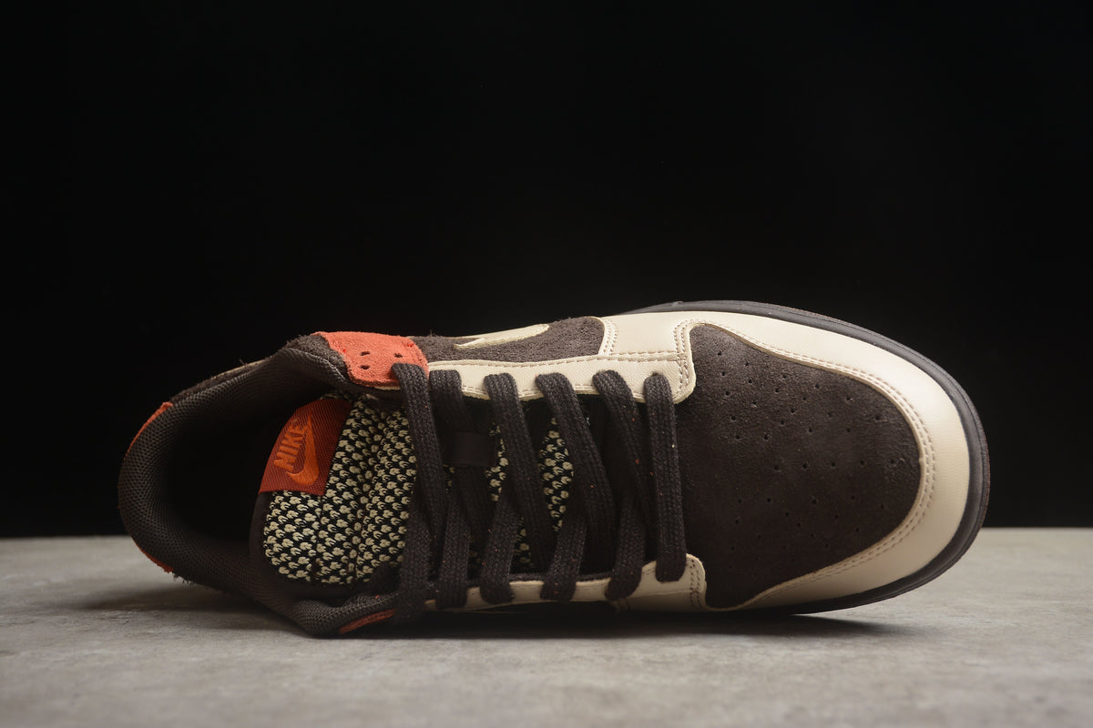 Nike Dunk Low Red Panda