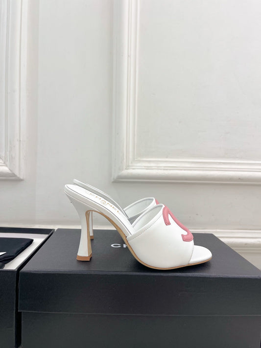 CC Double C Mules 9.5cm White Pink Leather 891677