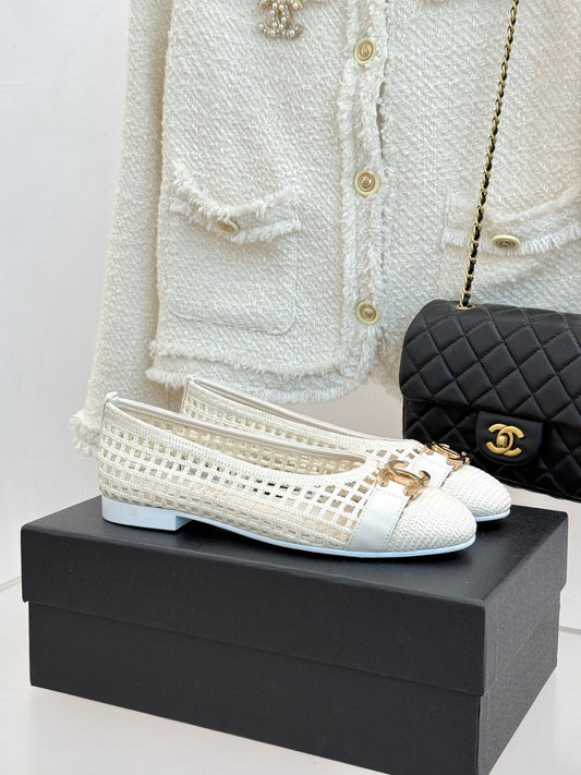 CC Mesh Woven Ballet Flats White Woven Fabric 904673
