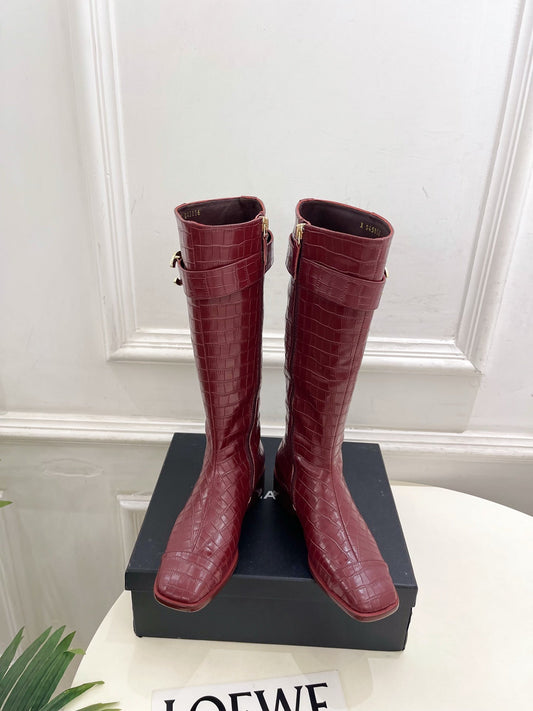 CC Double C Knee-High Boots 3.5CM Burgundy Croc-Embossed Leather 946896