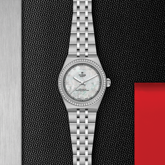 TUDOR Royal 30mm - White, Mother-of-Pearl, Diamond-Set on Bracelet