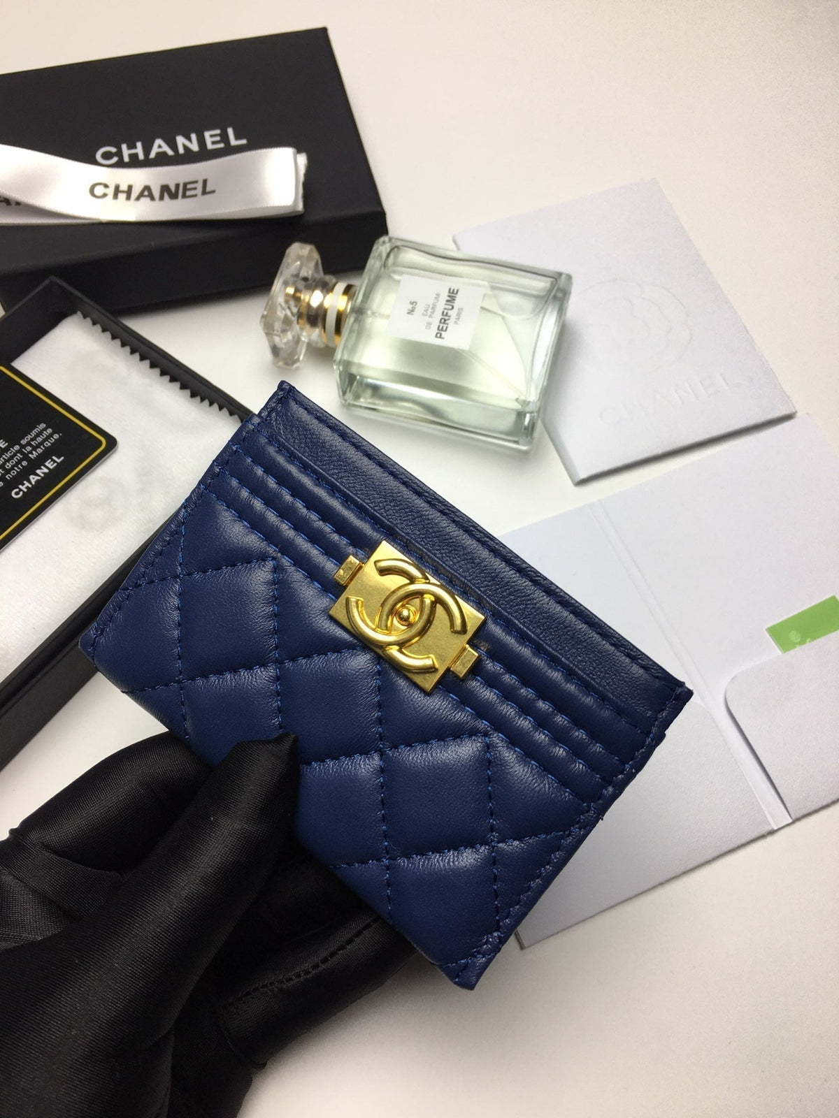 CC BOY CARD HOLDER 11.2 NAVY CALFSKIN GOLD ICON
