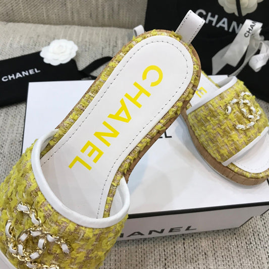 CC 26s Wooden Slippers White Yellow Tweed Lambskin 916902