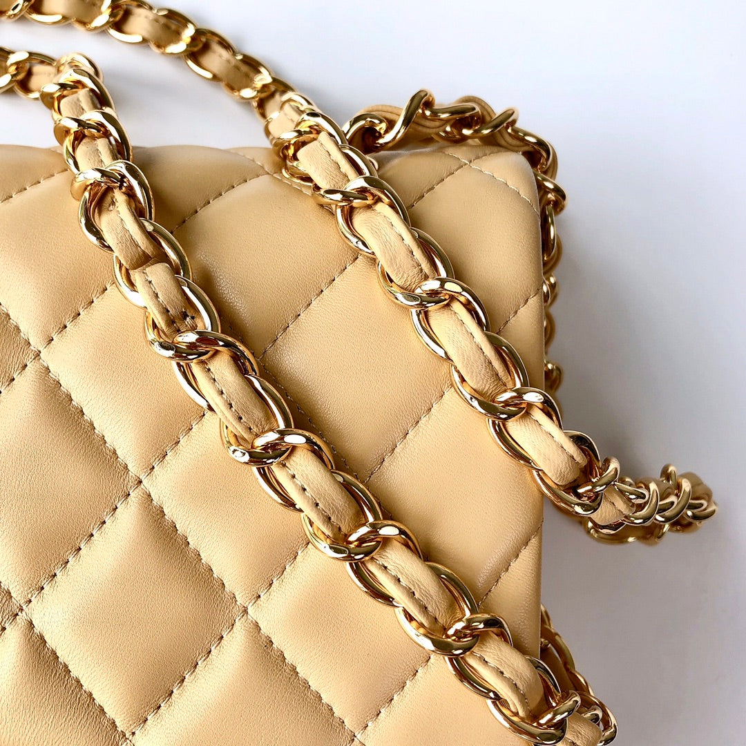 flap bag jumbo 30 light beige lambskin gold hardware
