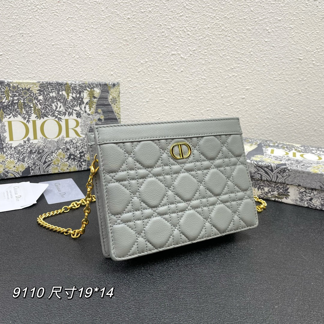 CARO POUCH 19 BAG IN GREY CALFSKIN
