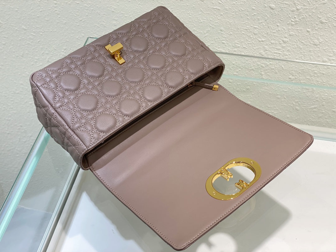 medium caro 25.5 warm taupe calfskin