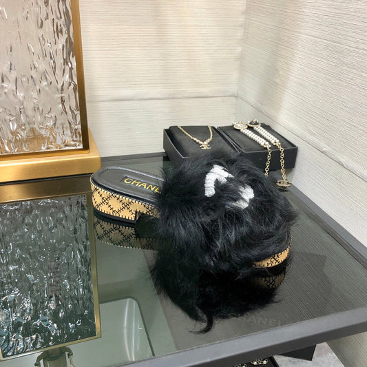 CC 26s Logo Slides Black Furry Leather 970163