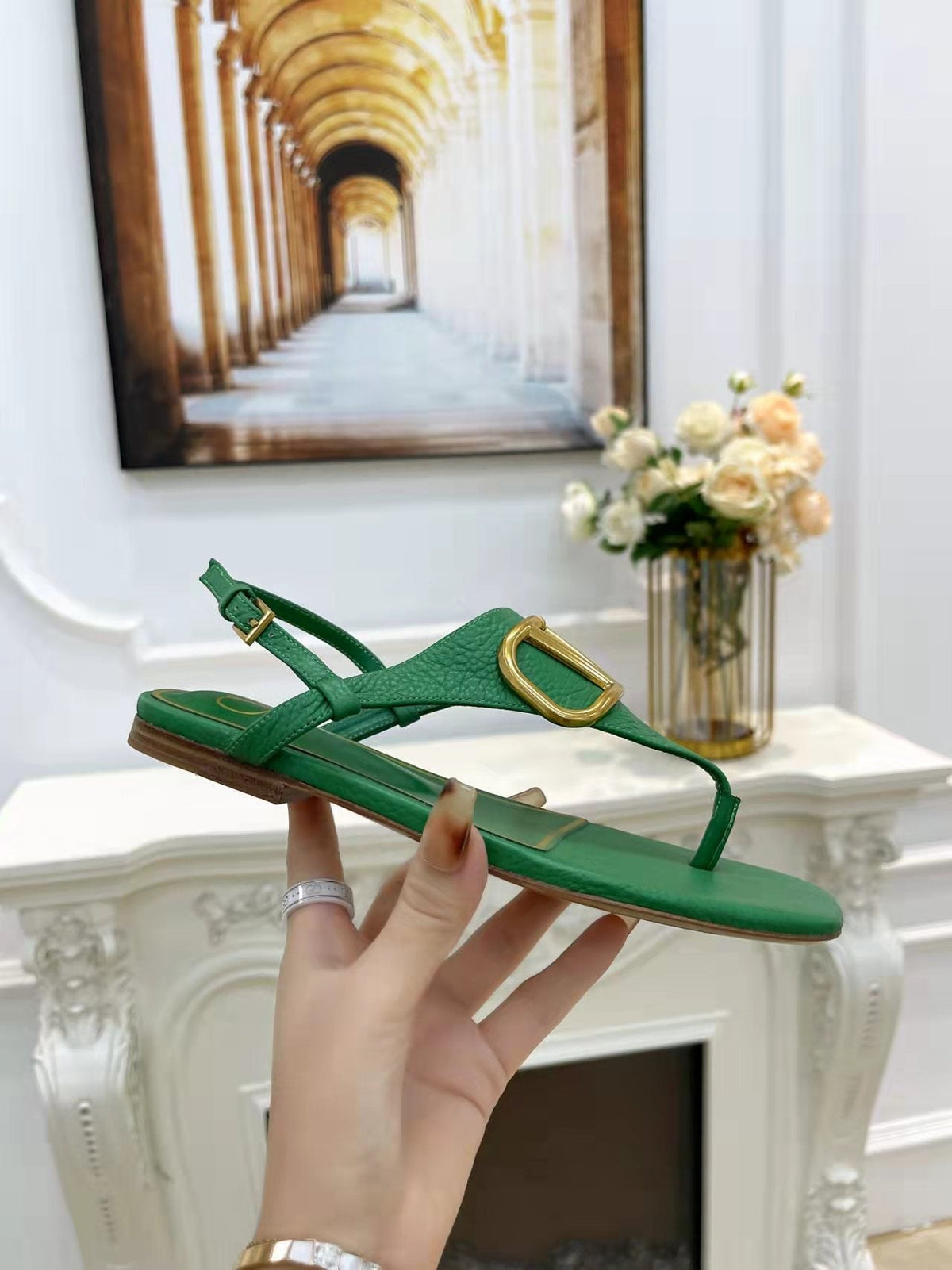 Valentino 25C Thong Sandal Green Sheepskin 239506