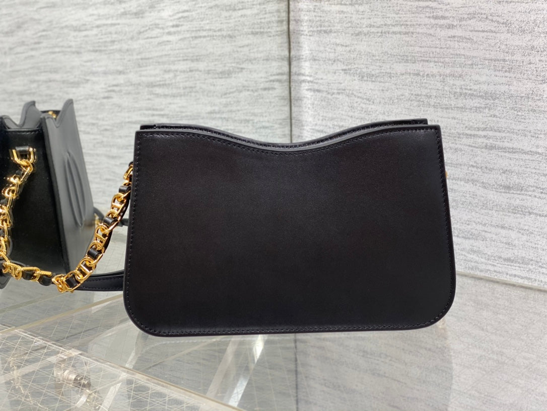 HOBO SIGNATURE 23 BAG IN BLACK LAMBSKIN