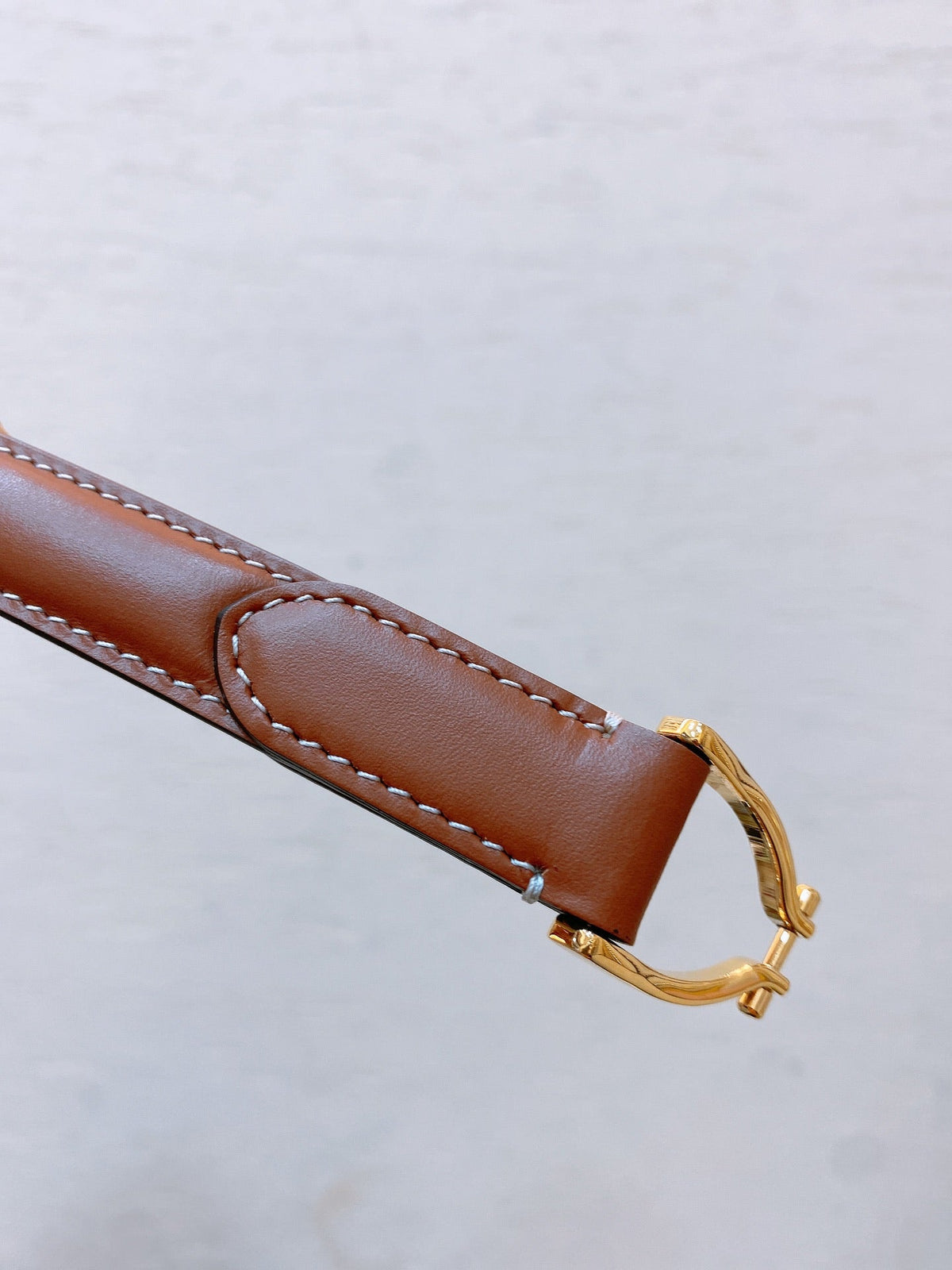 Hook & Loop 20mm TRIOMPHE Logo Square Adjustable Belt Tan Calfskin Ghw