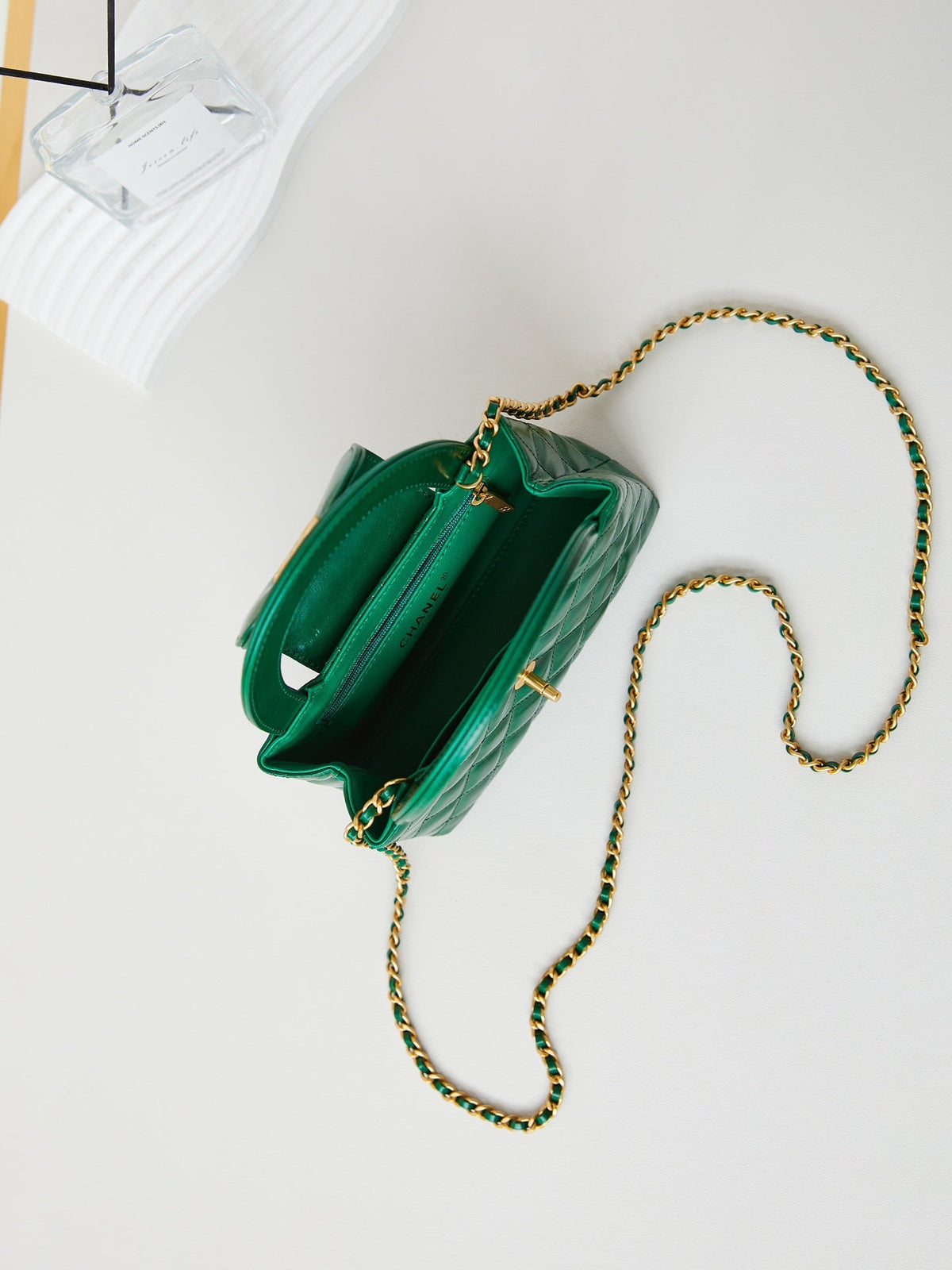 cc 24a nano 19cm kelly shopper bag green lambskin