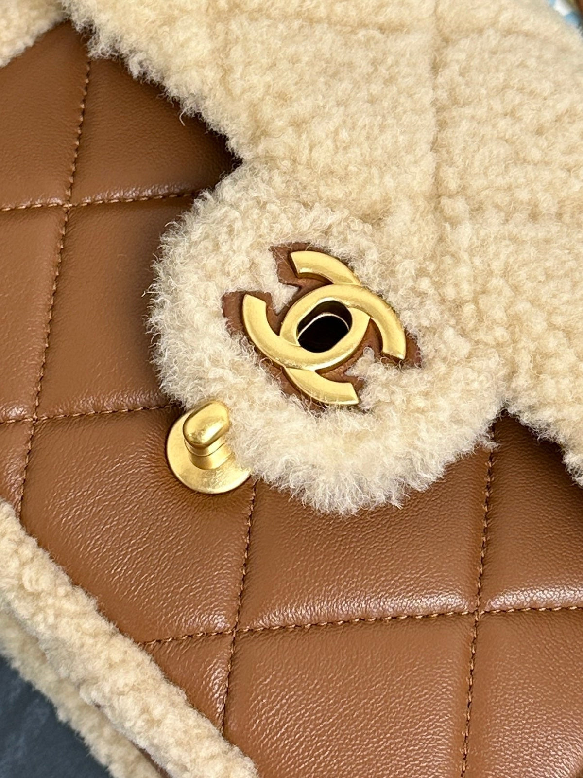 Flap Bag Mini 18cm Beige Brown Sherling Lambskin Gold Hardware