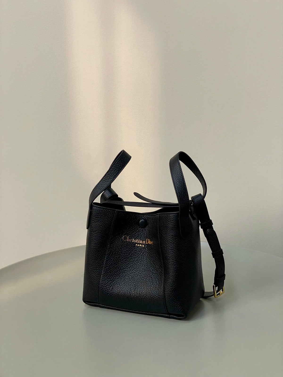 Dior Signature Bucket Bag Black Calfskin 333341