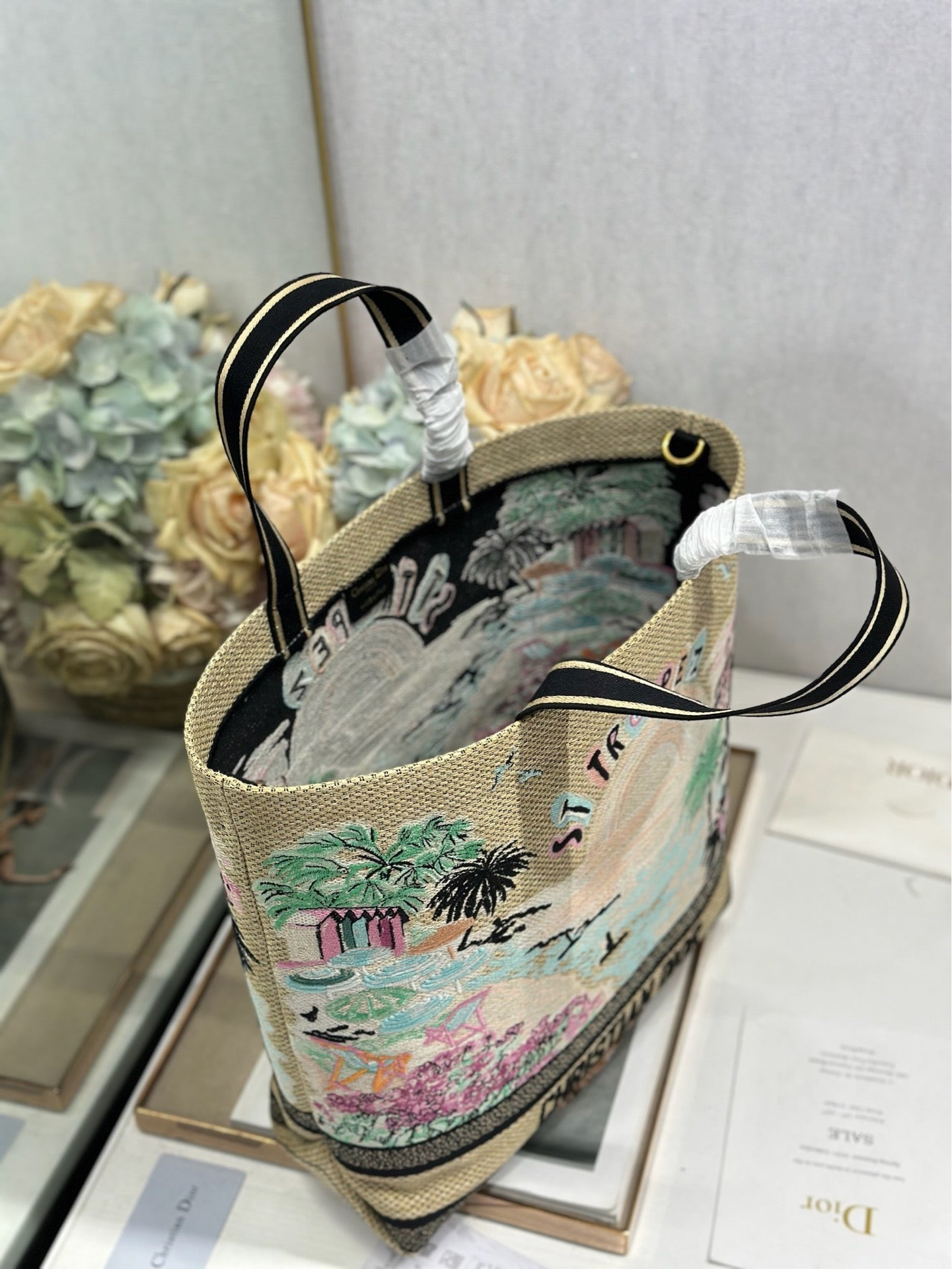 CD Fall 2025 Souvenir Large Book Tote Beige Cotton 288606