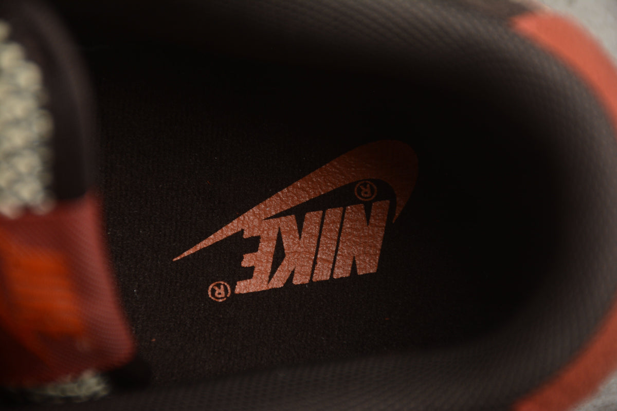 Nike Dunk Low Red Panda