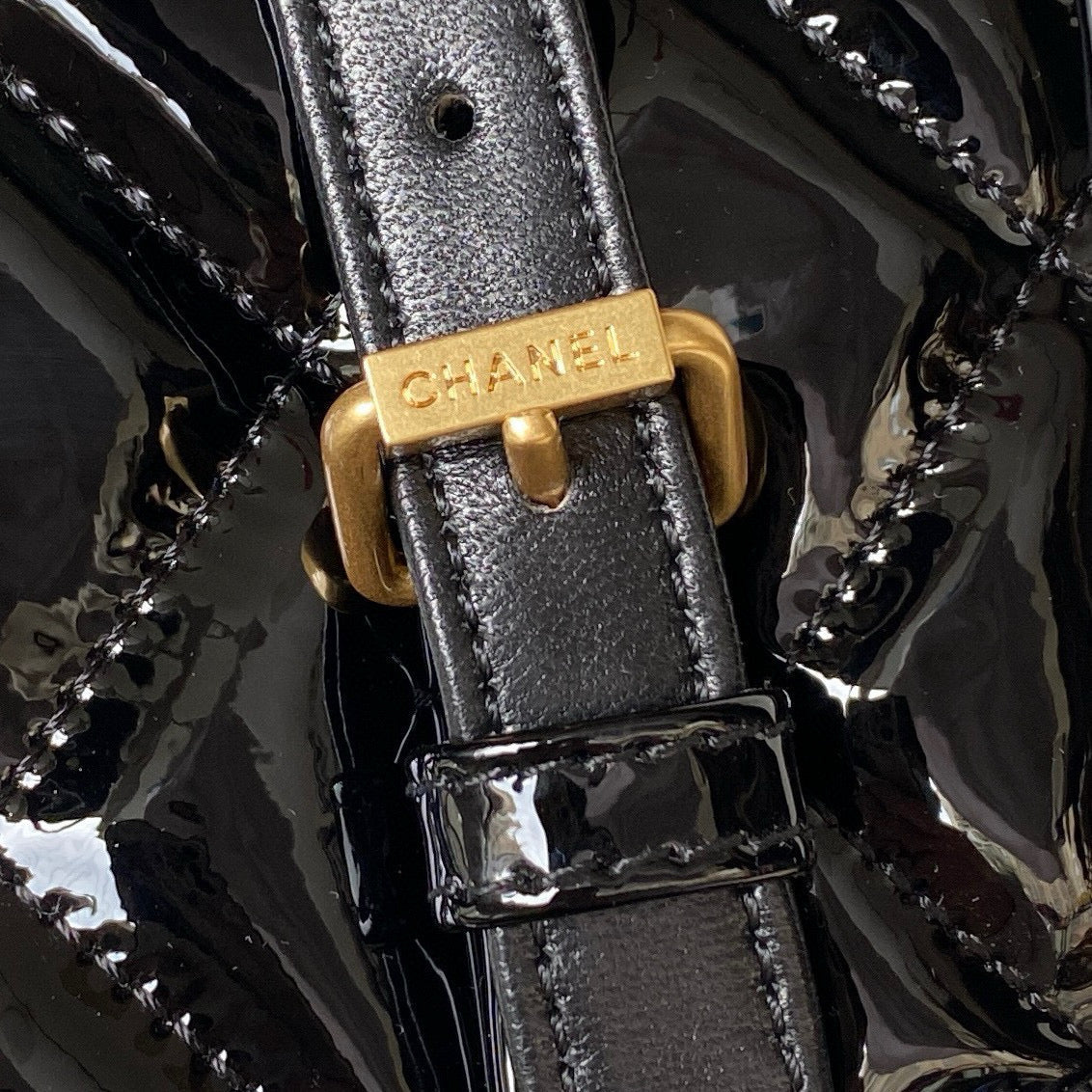 cc large backpack 31cm black patent calfskin gold hardware