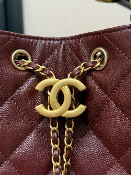 CC 25C Hobo Bags 40 cm Burgundy Calfskin