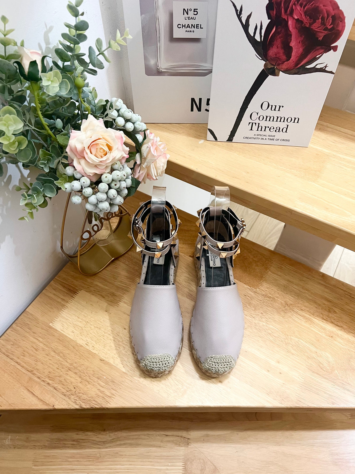 Valentino Rockstud Espadrille Sandals Beige Gray Leather 240598
