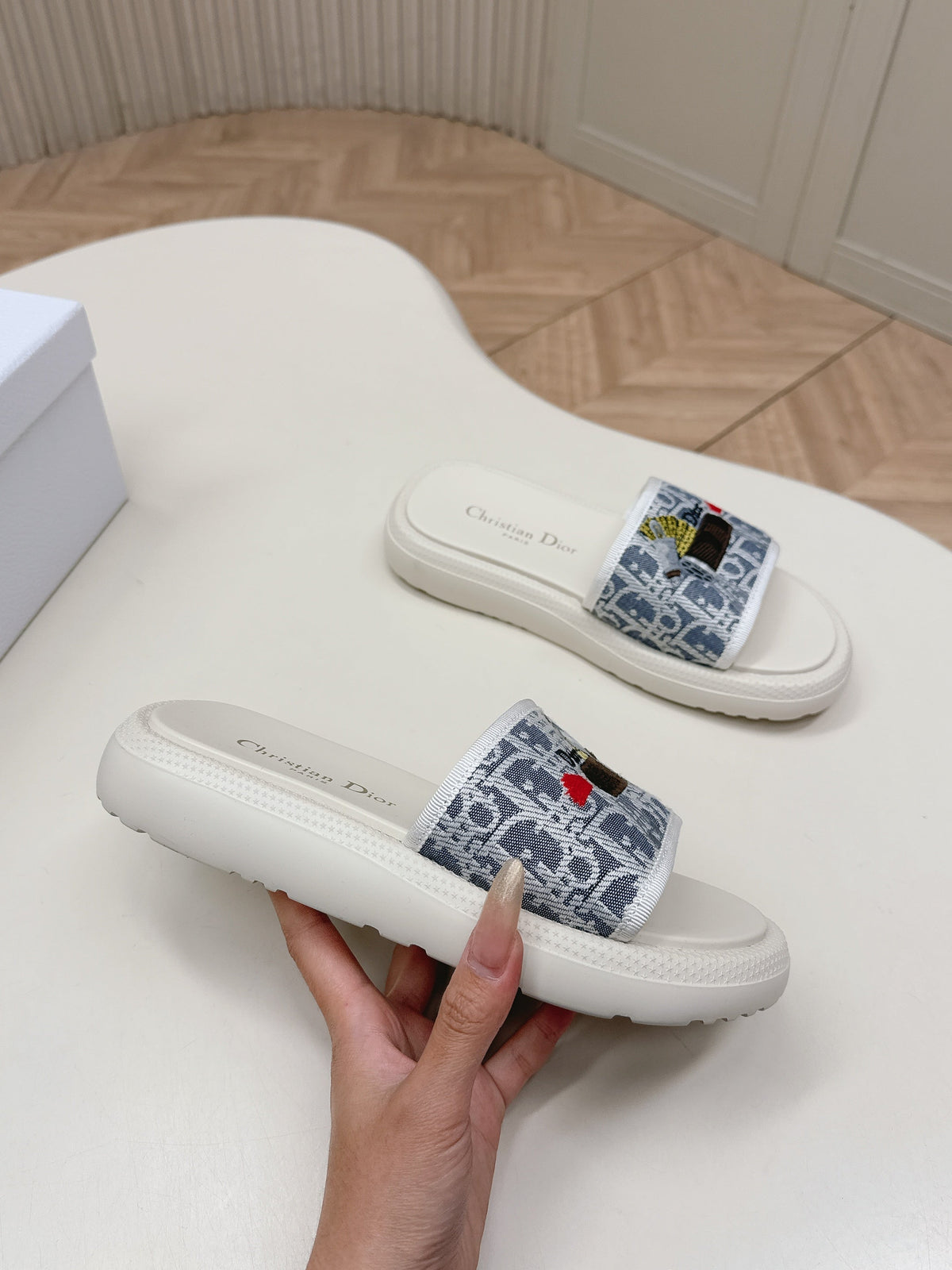 CD 26s Slippers White Blue Canvas Lambskin 643804