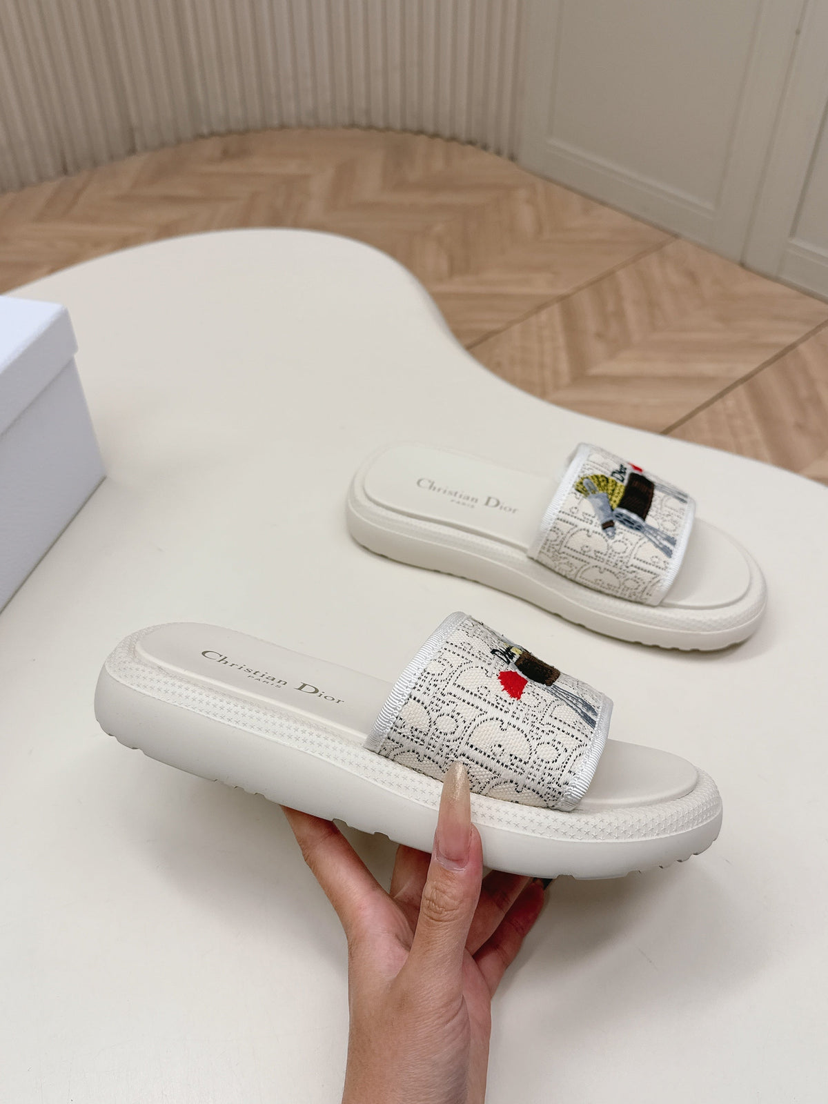 CD 26s Slippers White Canvas Lambskin 643806