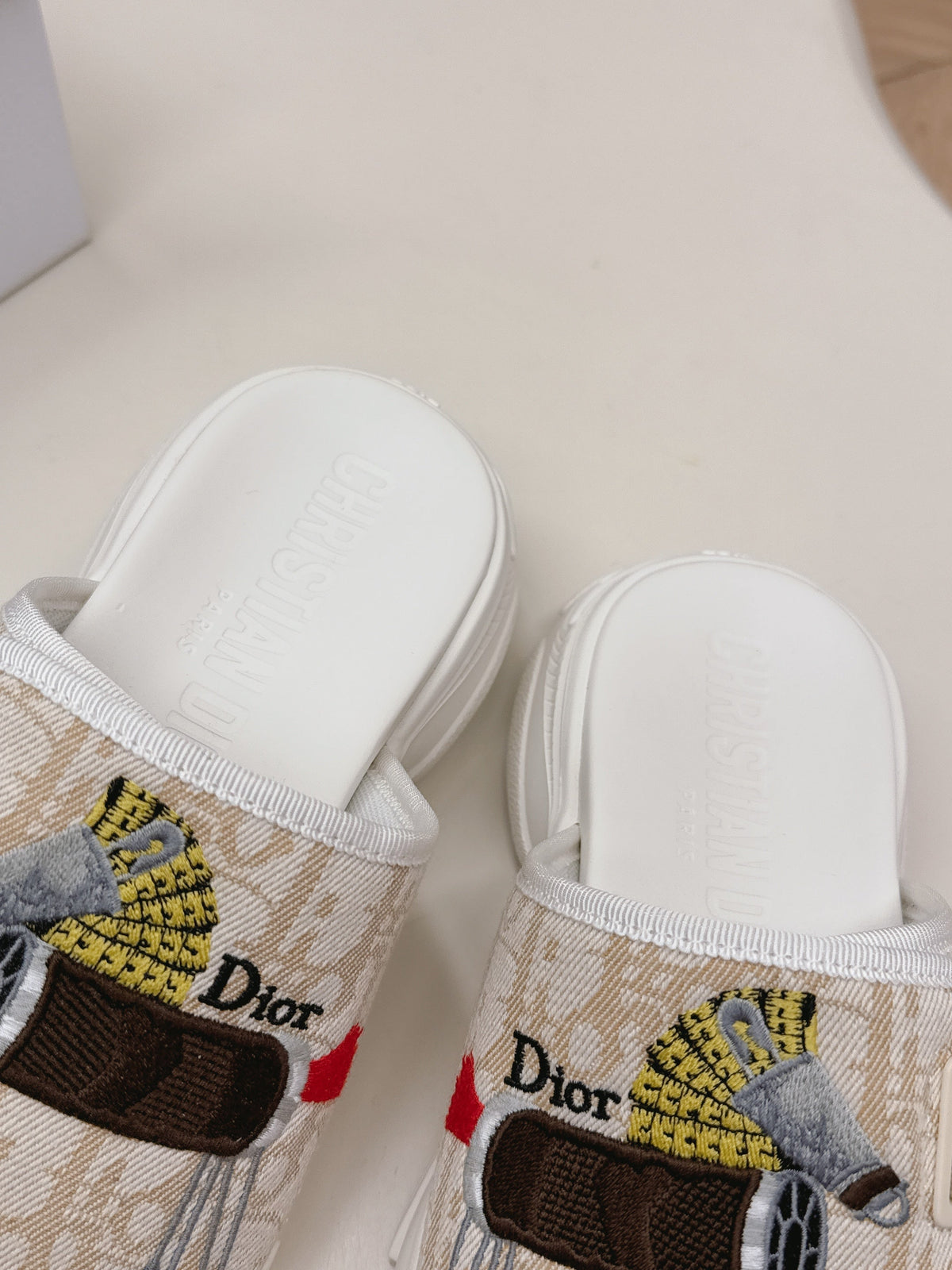 CD 26s Platform Slippers 35 Beige White Canvas Lambskin 643812