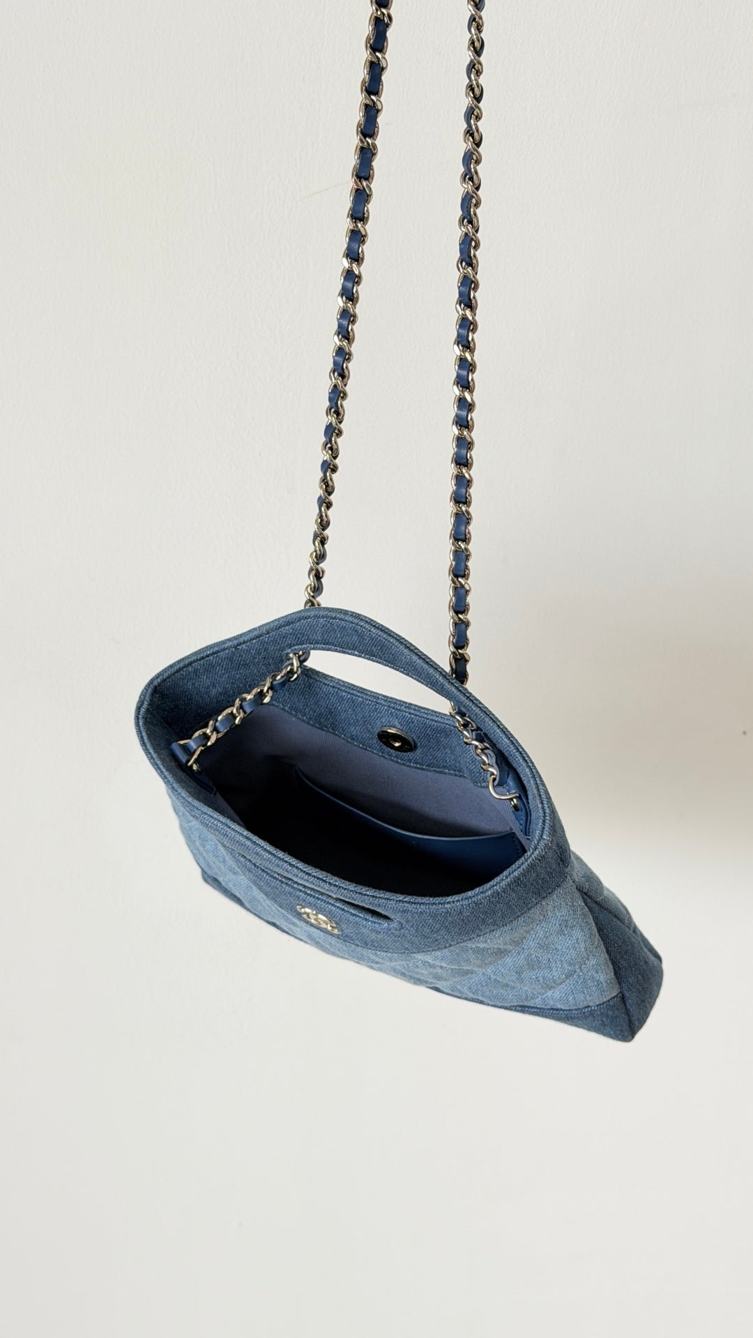Chanel 26 Clutch 21 Blue Denim Gold Hardware
