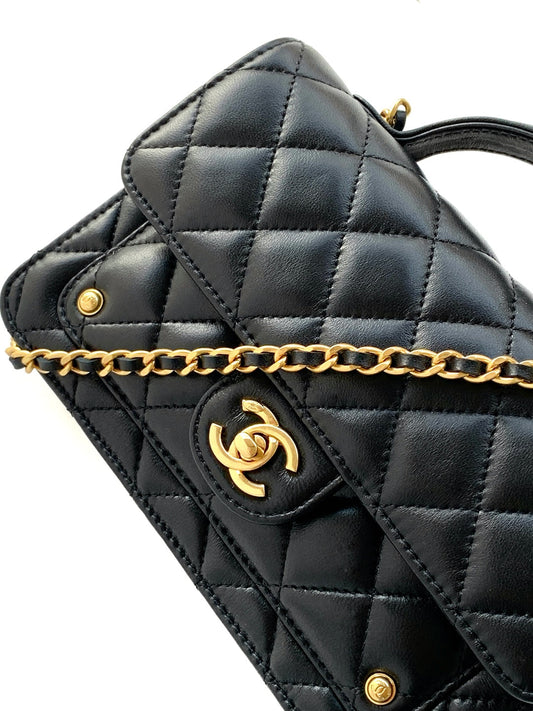 CC Handle Bag 19 Double C Black Lambskin Gold Hardware