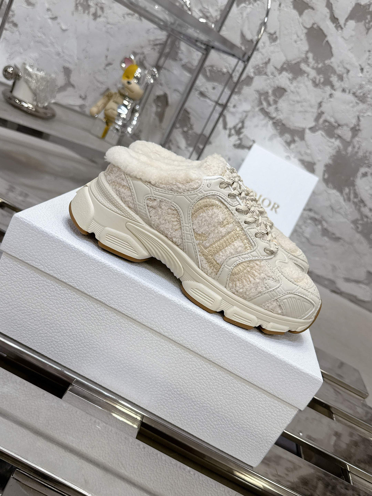 Dior 25 Chrono Sneakers Light Beige Fur Calfskin 530323