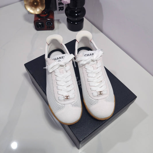 CC 26s Sneakers White Suede Mesh 953774
