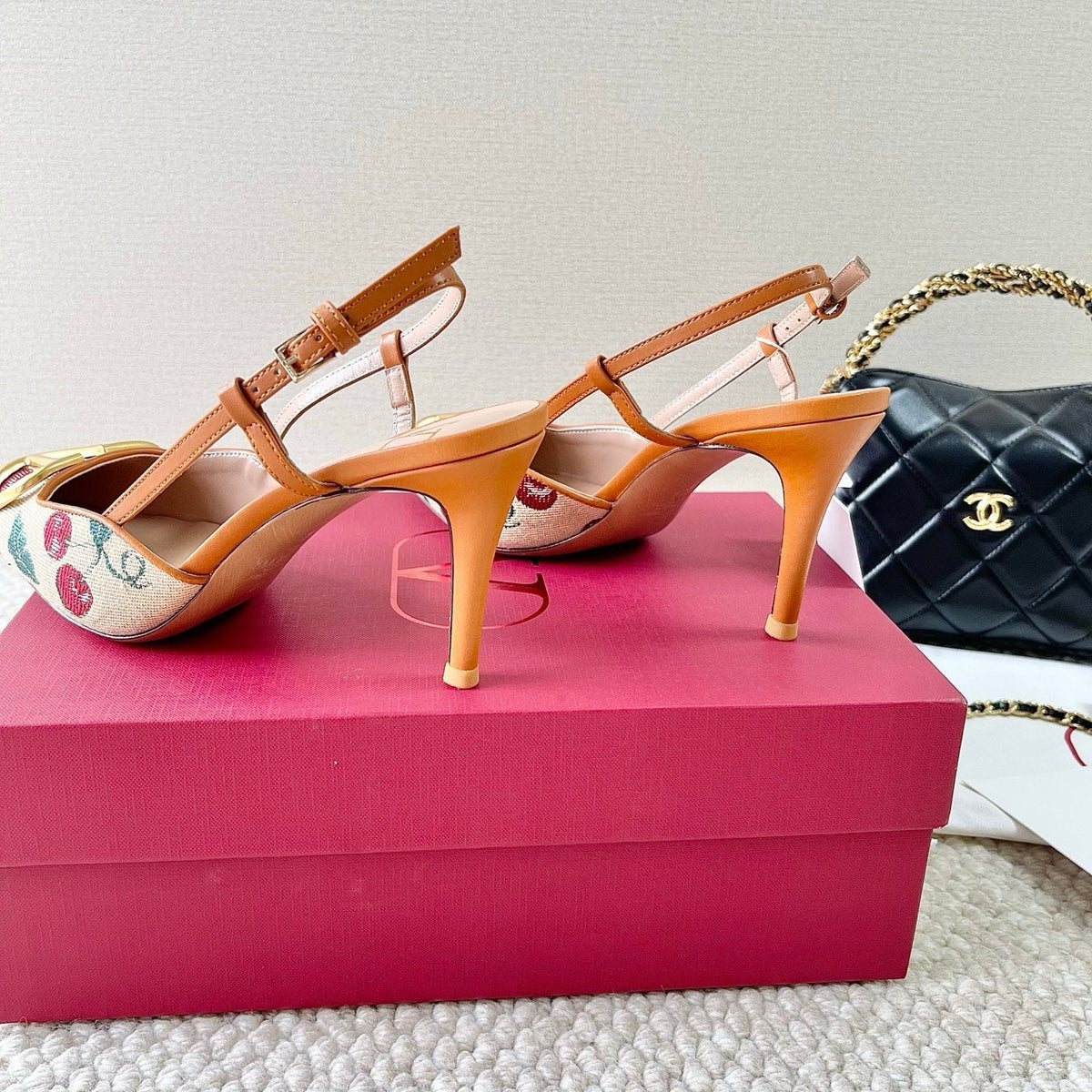 Vlogo Signature Slingback Pumps In Cherryfic Pattern 80mm 310518