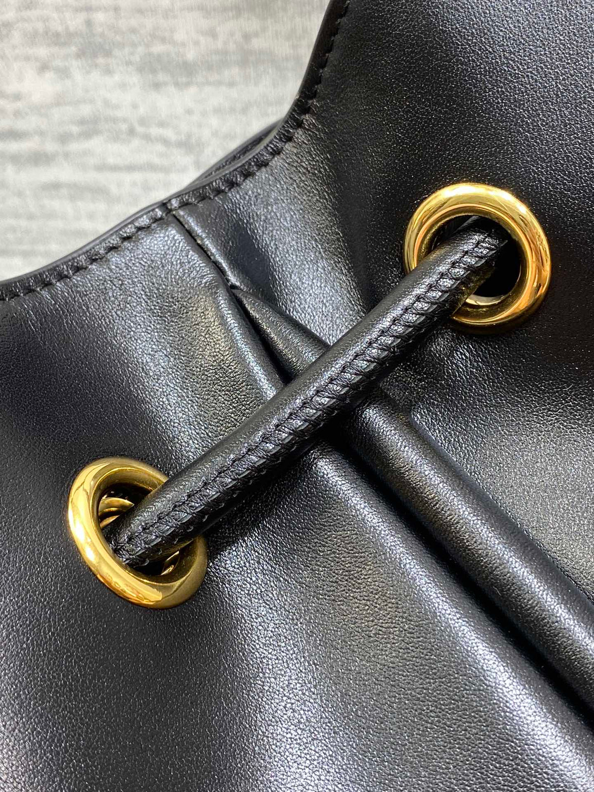 meidum cd nolita 27cm black calfskin
