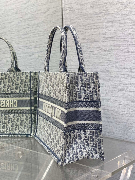CD Medium Dior Book Tote Light Blue Denim Oblique Jacquard