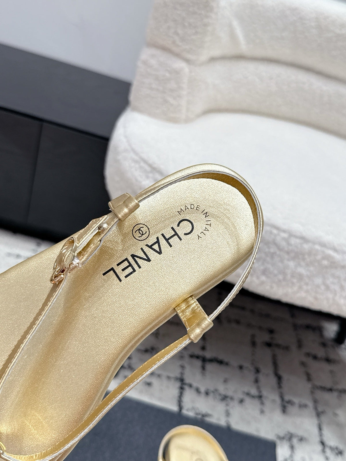 Chanel 26S Thong Sandals In Gold Calfskin With Gold Hardware