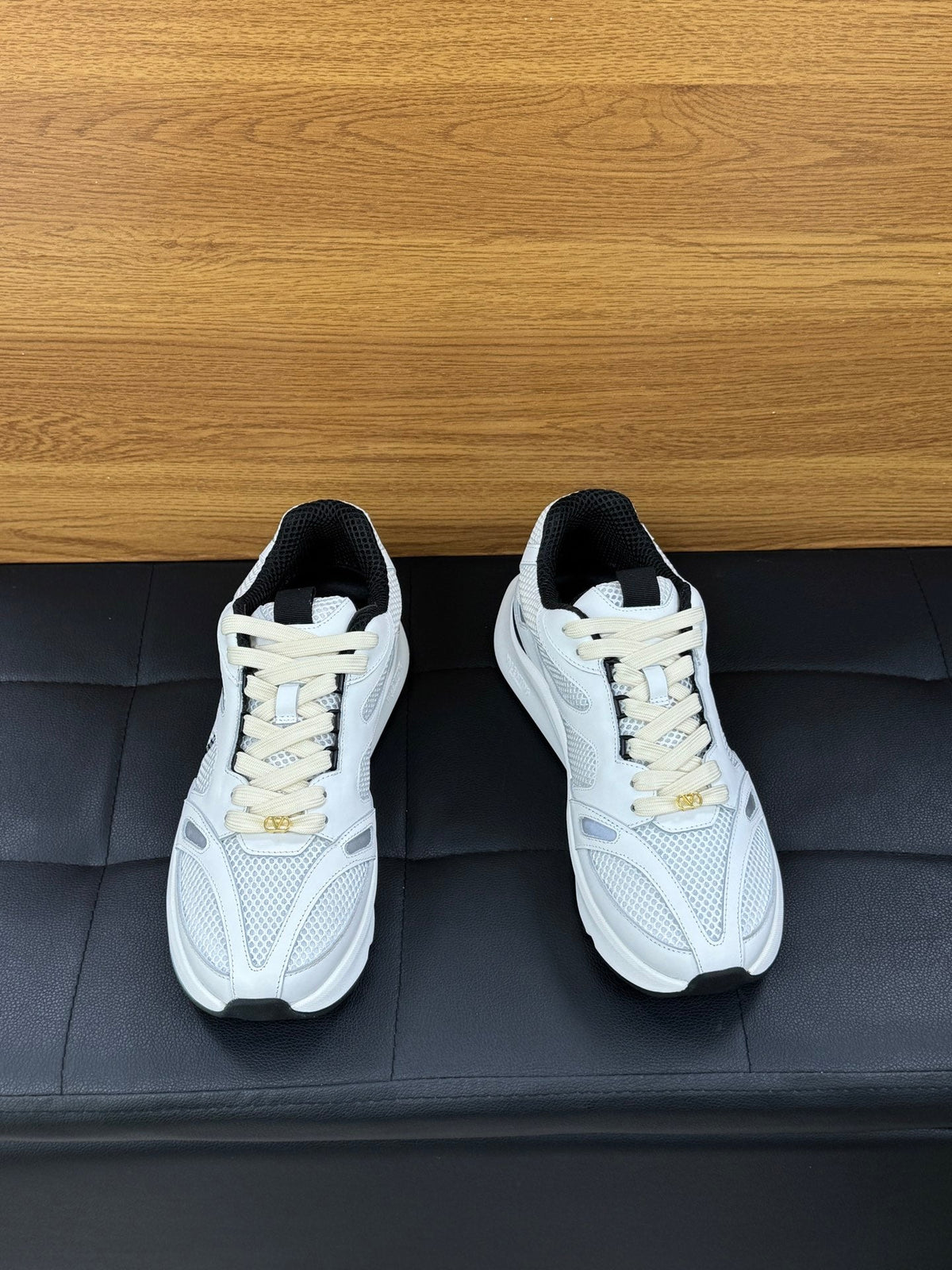 VT 26s Demivee Trainers White Mesh Suede 104032
