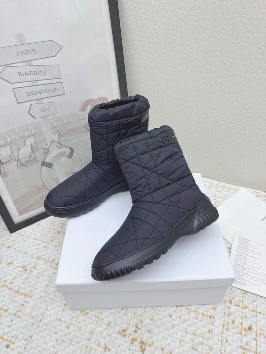 CD Alps Frost Ankle Boot Black Quilted Nylon 530132