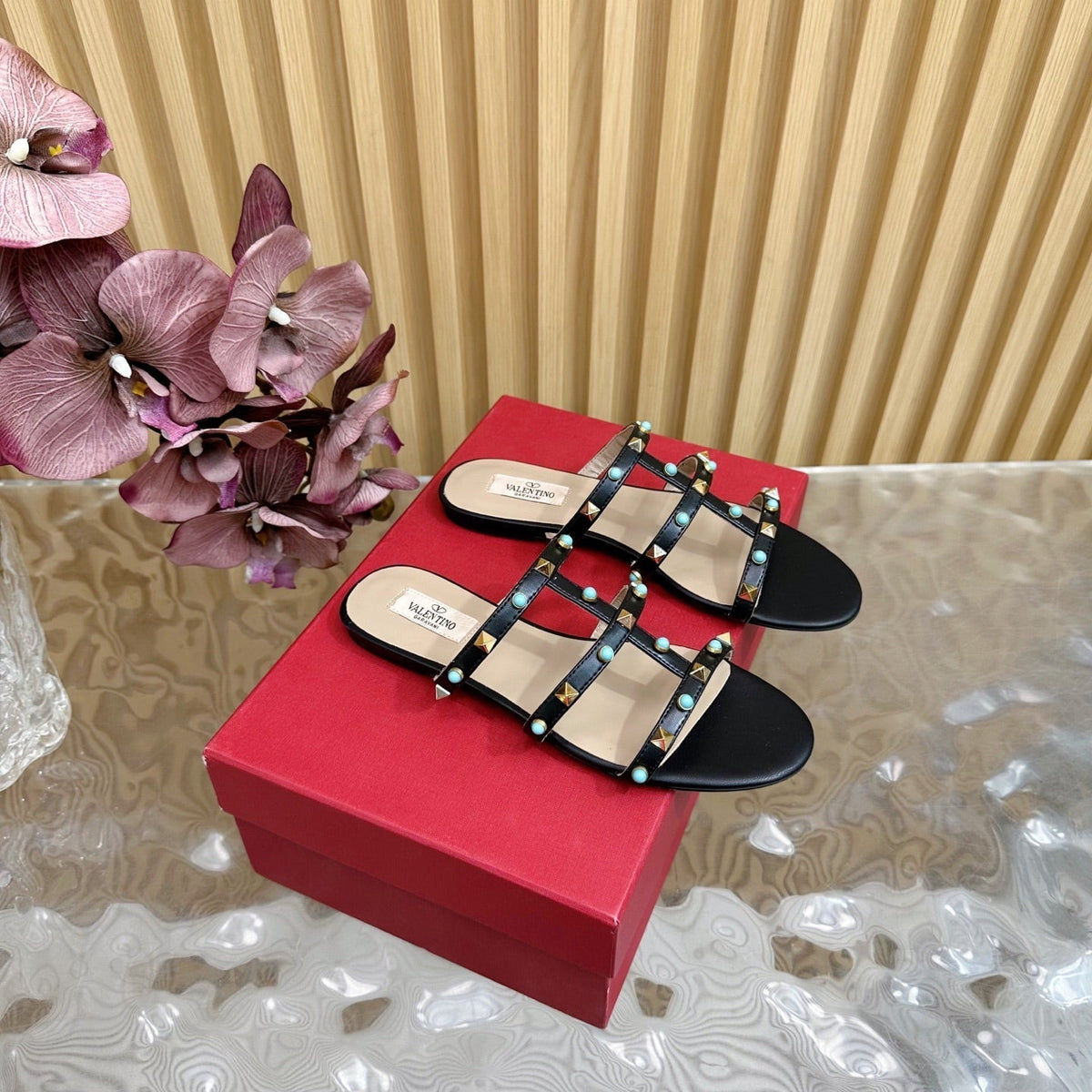 Rockstud Leather Caged Mule Sandals 10mm Black Sheepskin 307859