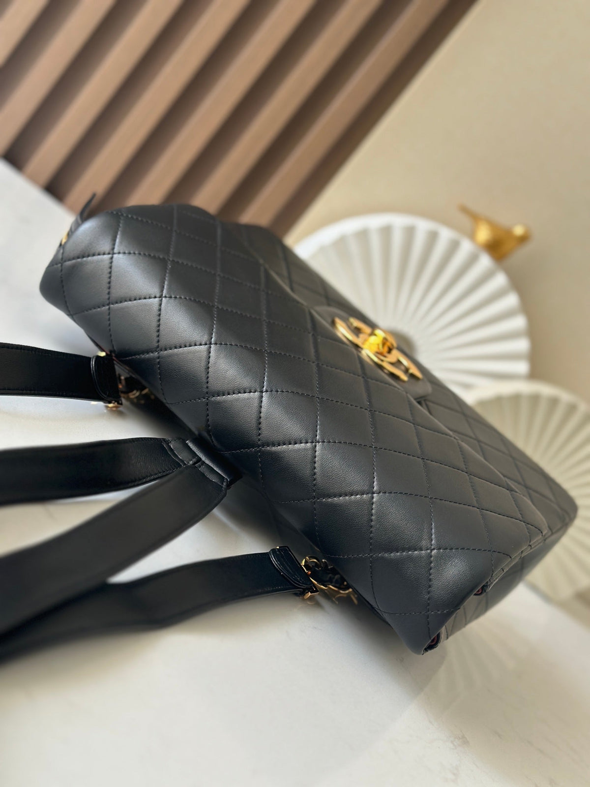 CC 2025 Backpack 30cm Black Gold Backpack Sheepskin 298105