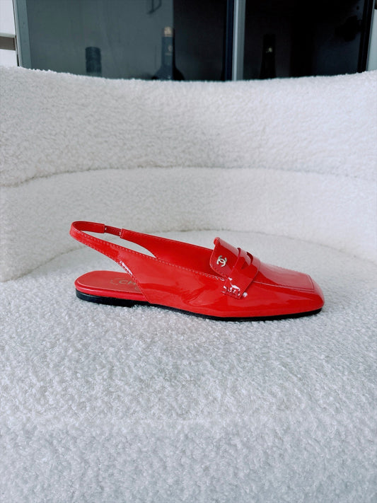 CC AW26 Mocassins Slingback Loafers Bright Red Shiny Leather 942467