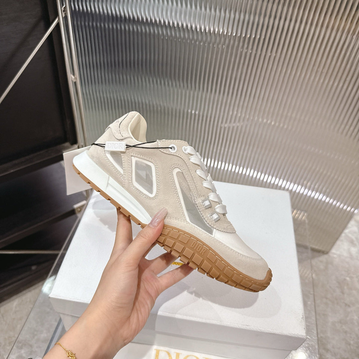CD 26s Sneakers Beige Suede Cowhide 683904