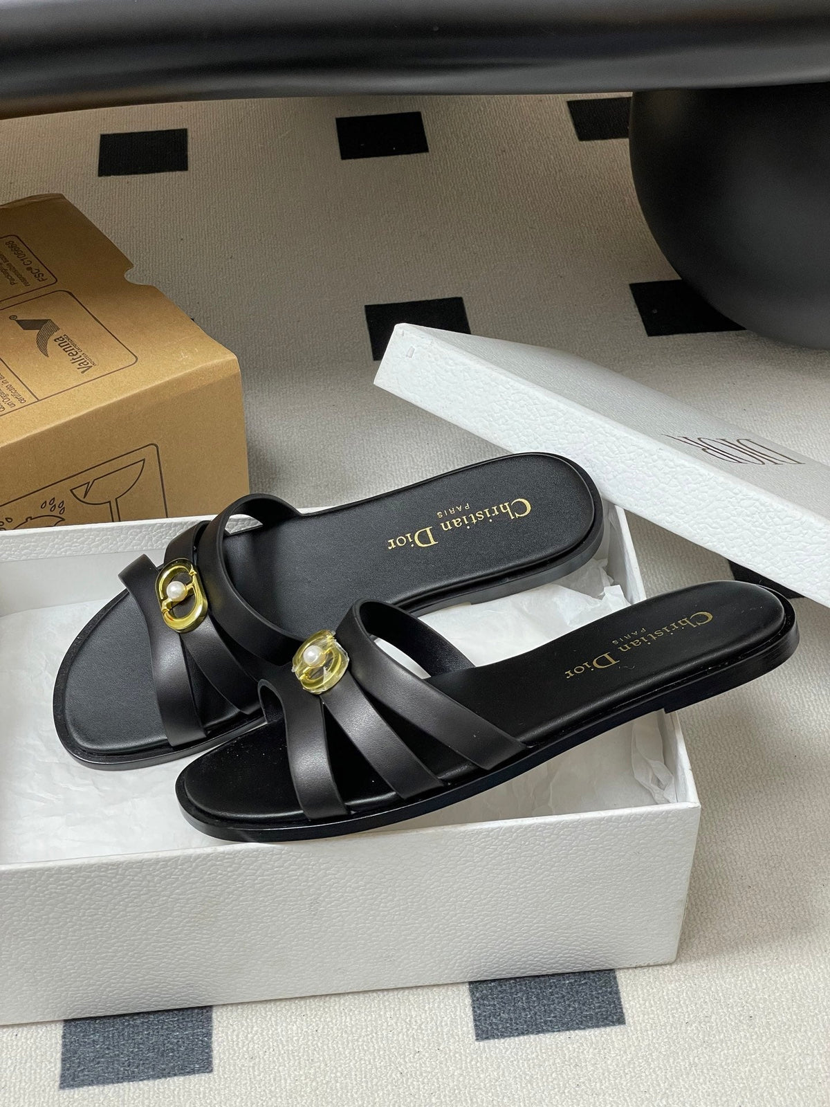 CD 26 Chunky Heel Sandals Black Leather 593533