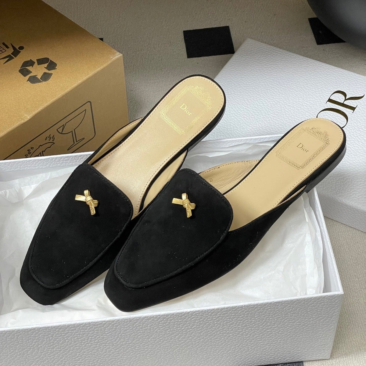 CD 26 Bow Mules Black Beige Suede Cowhide 632595