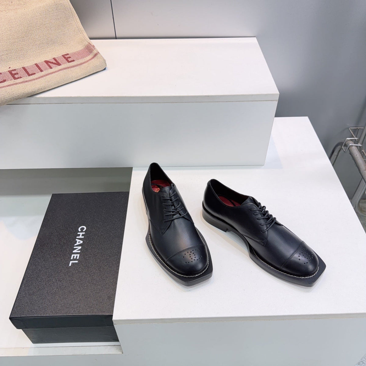 CC Lace-Up Shoes Black Calfskin 842727