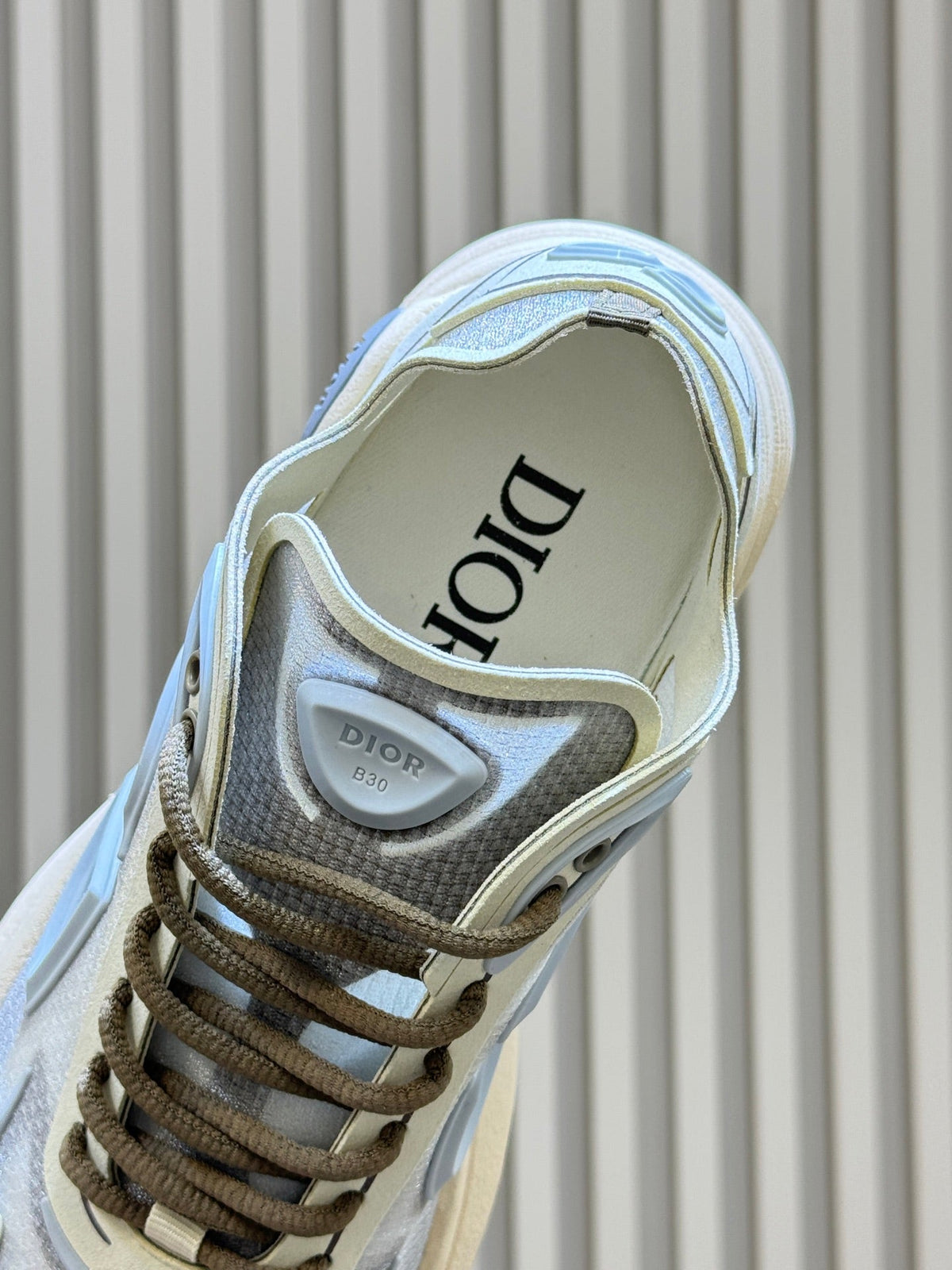 CD 26 B30 Sneaker White Silver Gray Mesh TPU 621818