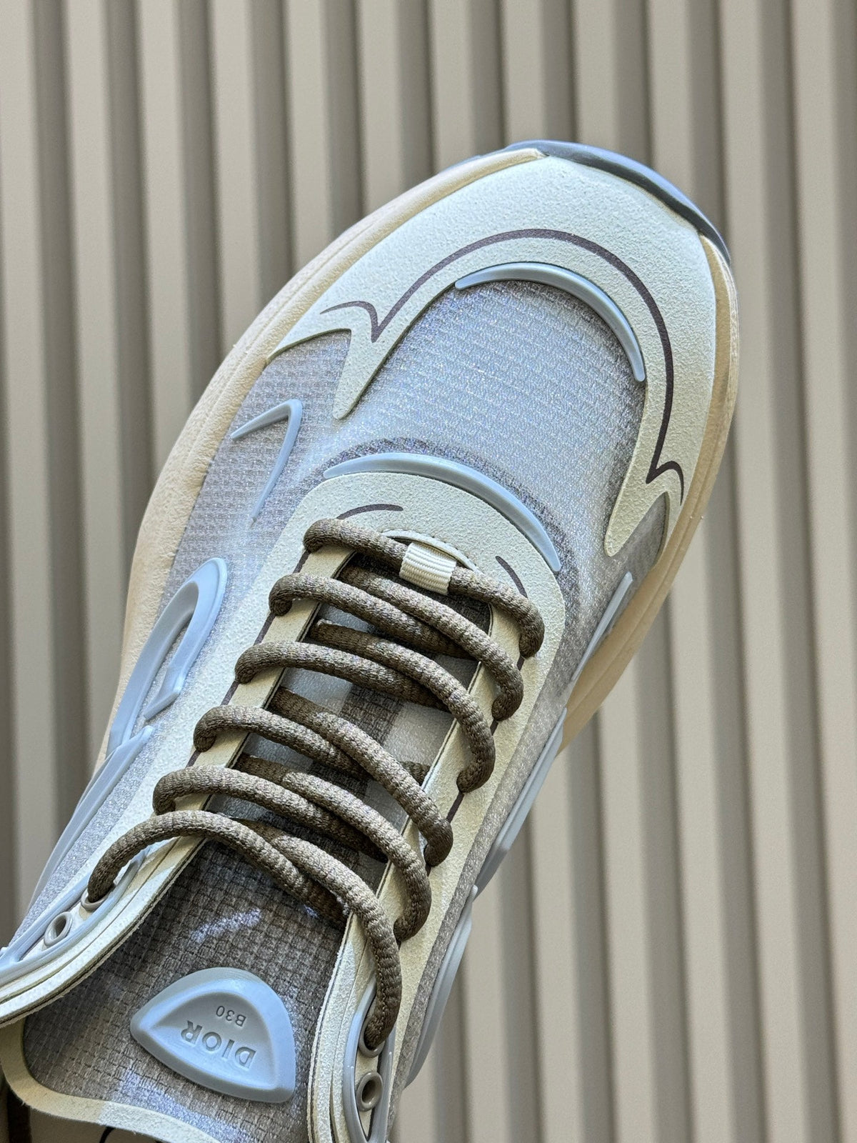 CD 26 B30 Sneaker White Silver Gray Mesh TPU 621818