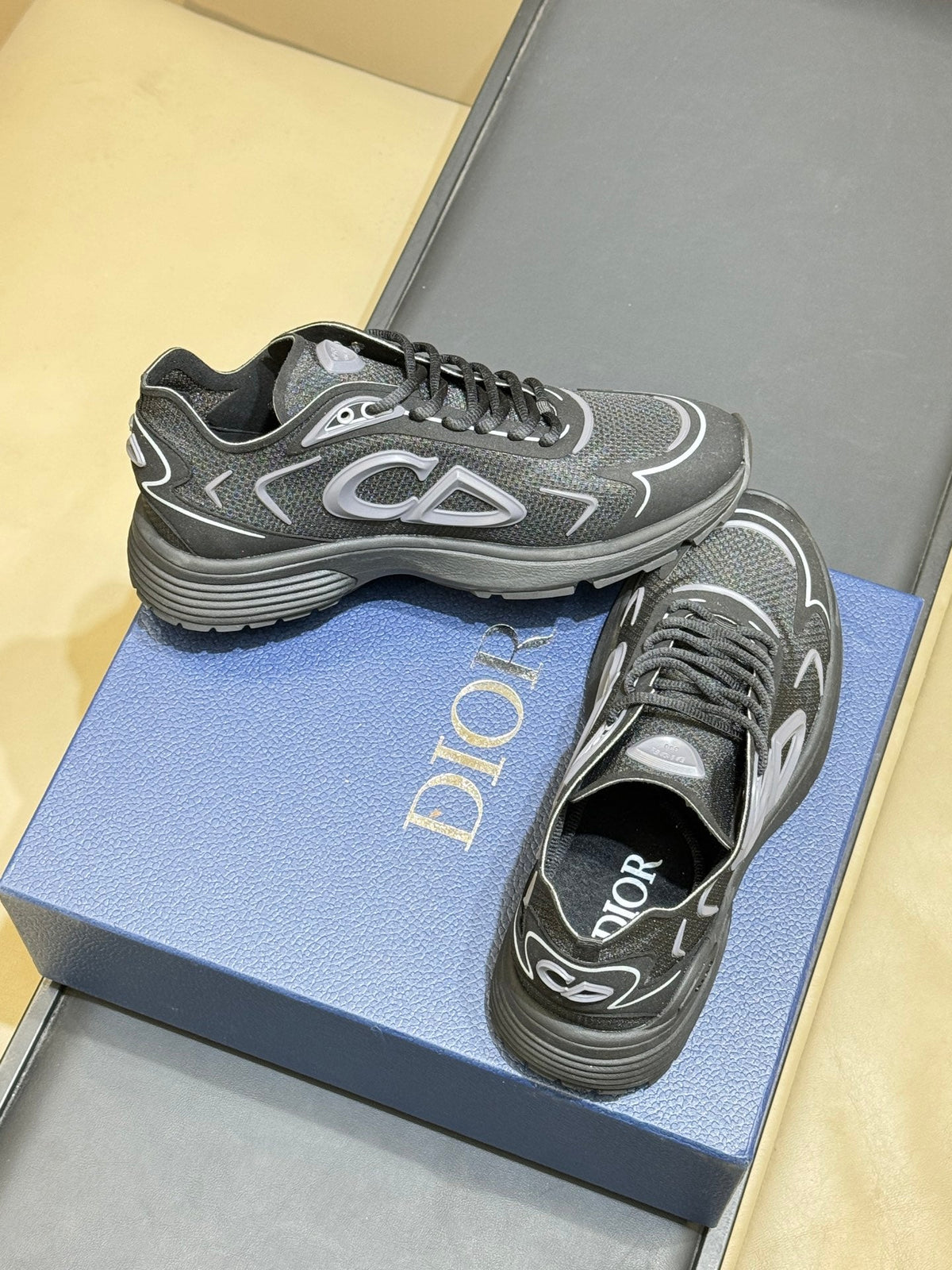 CD 26 B30 Sneaker Black Mesh TPU 621816