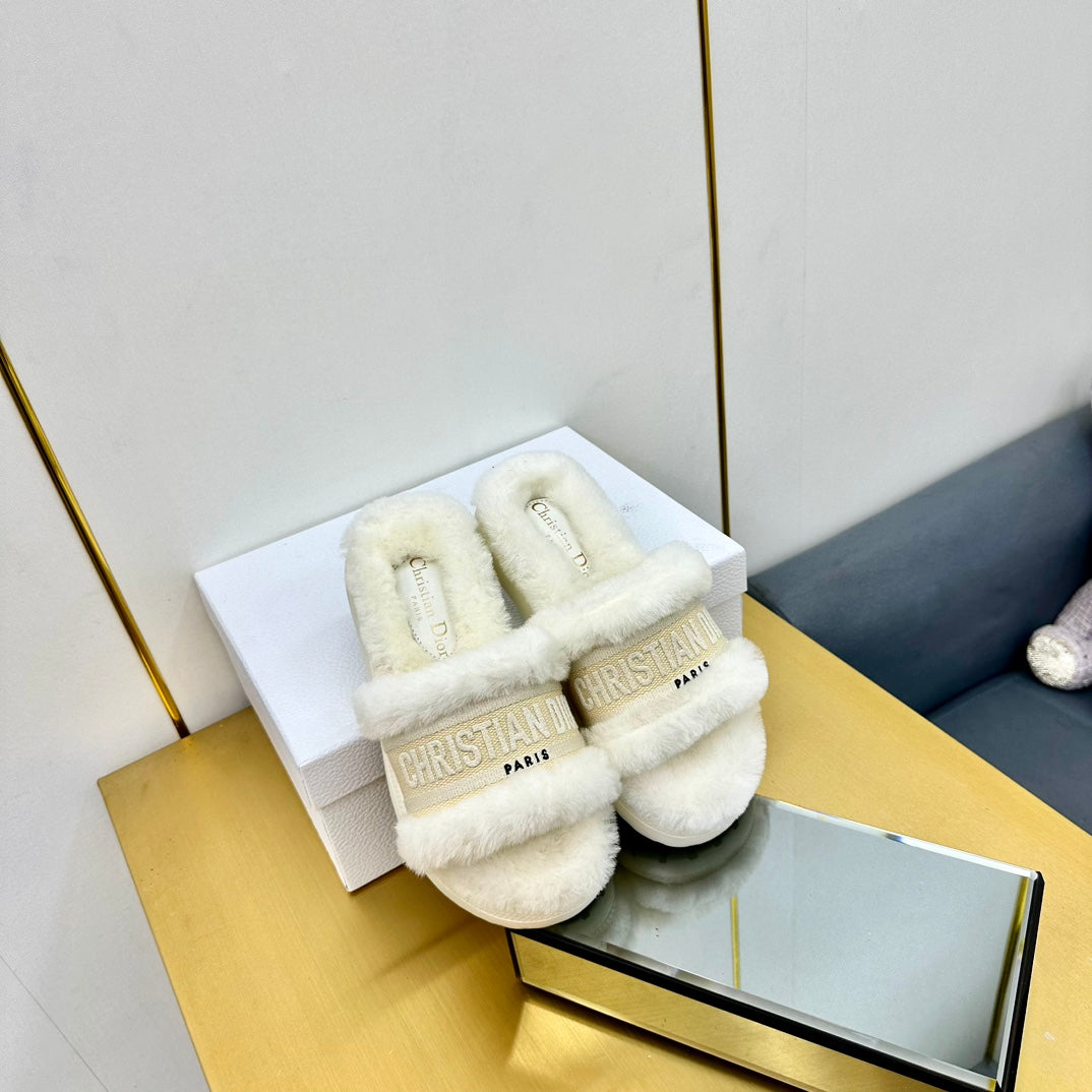 CD Dway Slide In White Mix Beige Wool Fleece Lining And Canvas Fabric 111083