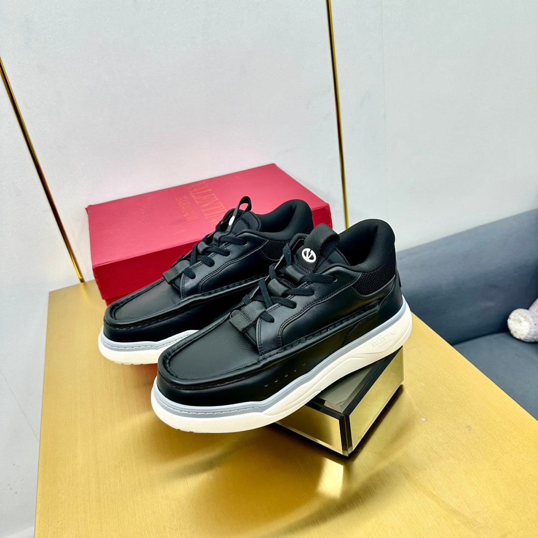 Mid-top Runboot Split Leather Sneaker 30mm Black Calfskin 994553