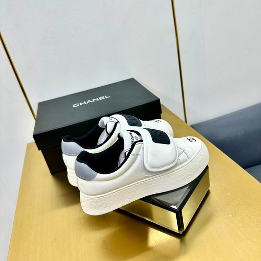 CC Velcro Strap Sneaker Black White Sheepskin 832627
