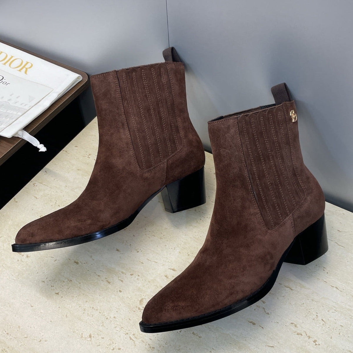 Dior 2025 D-West Chelsea Boots Chocolate Brown Suede 508544